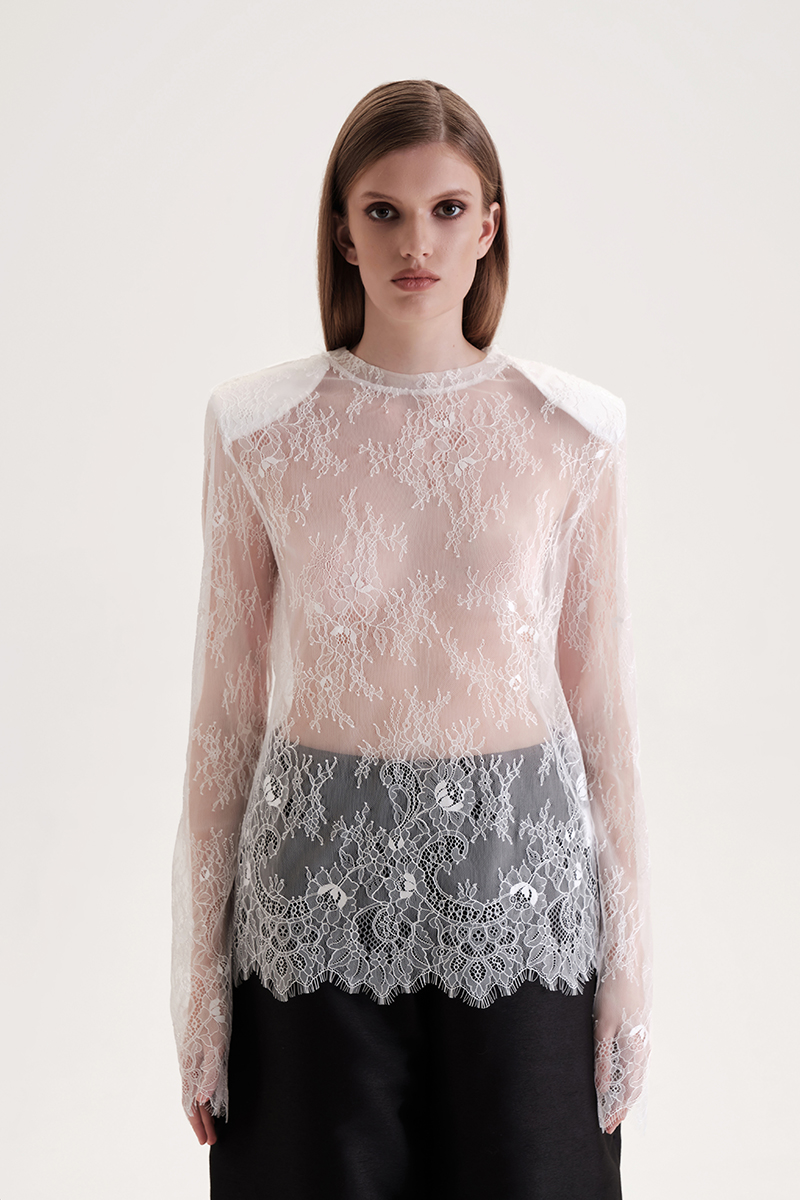 Картинка Лонгслив кружевной с плечиками белого цвета от магазина