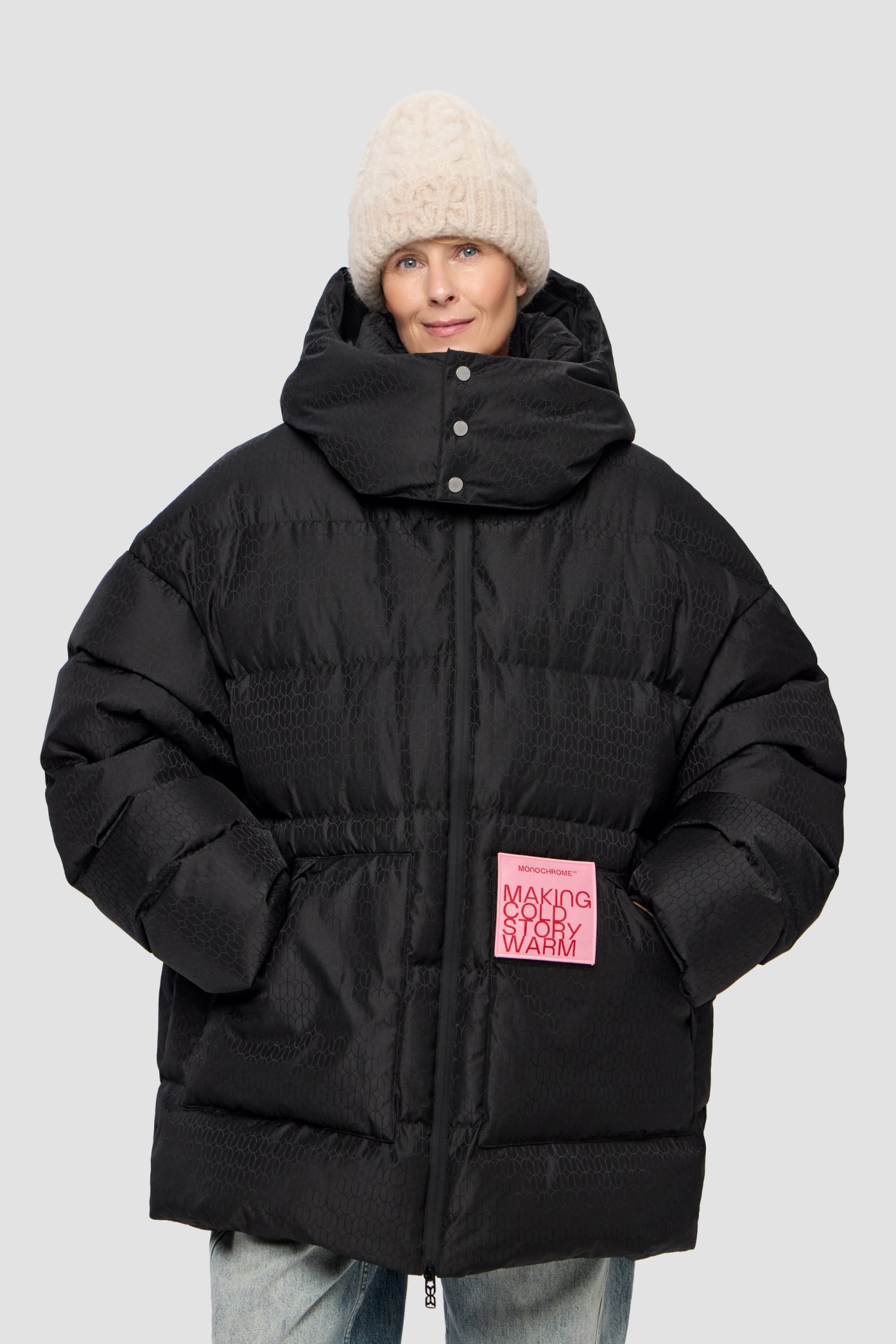 Картинка Пуховик DOWN JACKET JAQUARD PATTERN BLACK от магазина