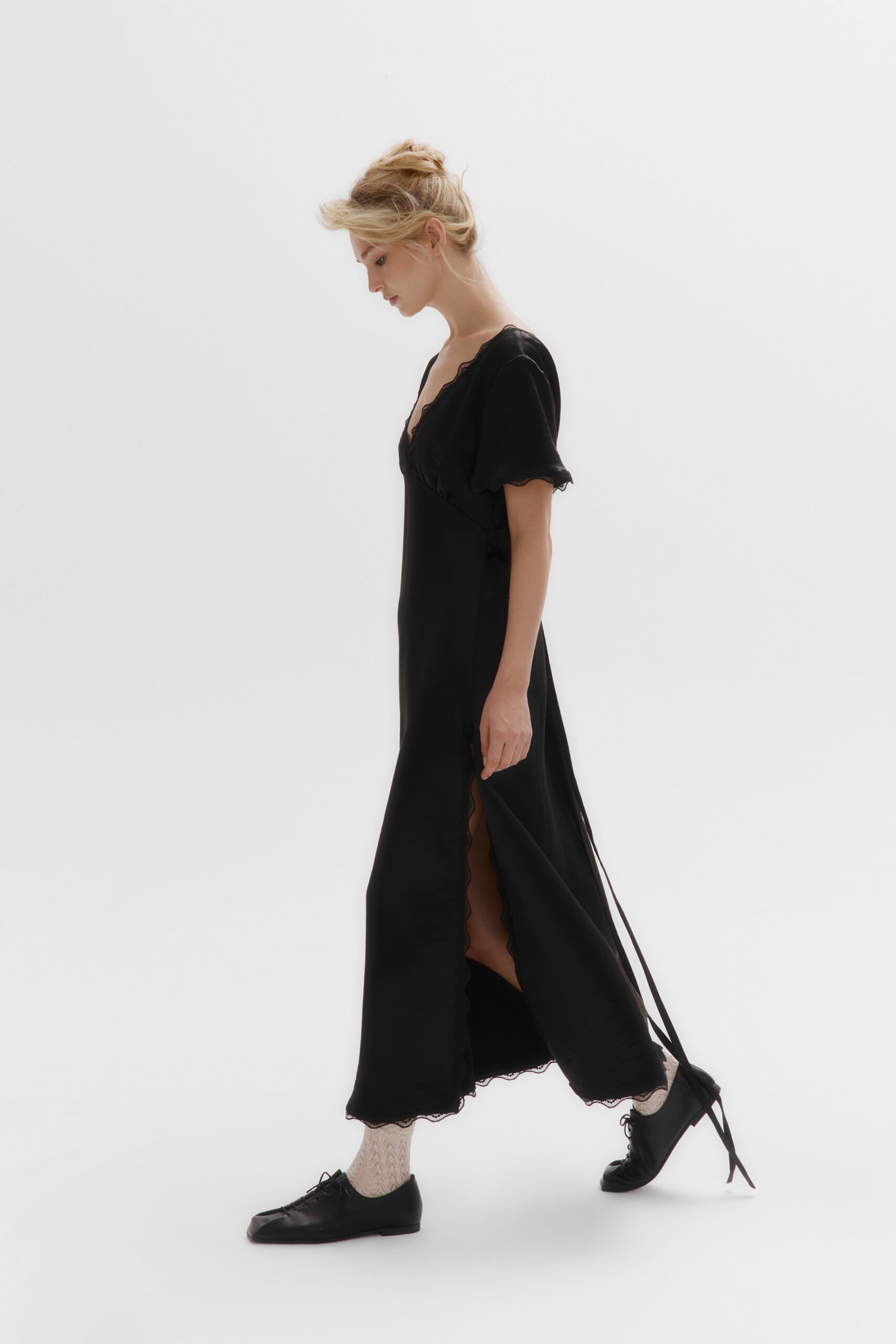 Картинка Комбинация с кружевом ROMANCE (черный) от магазина