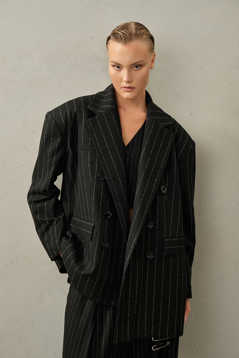 Картинка Пиджак Grandpa черного цвета в полоску от магазина