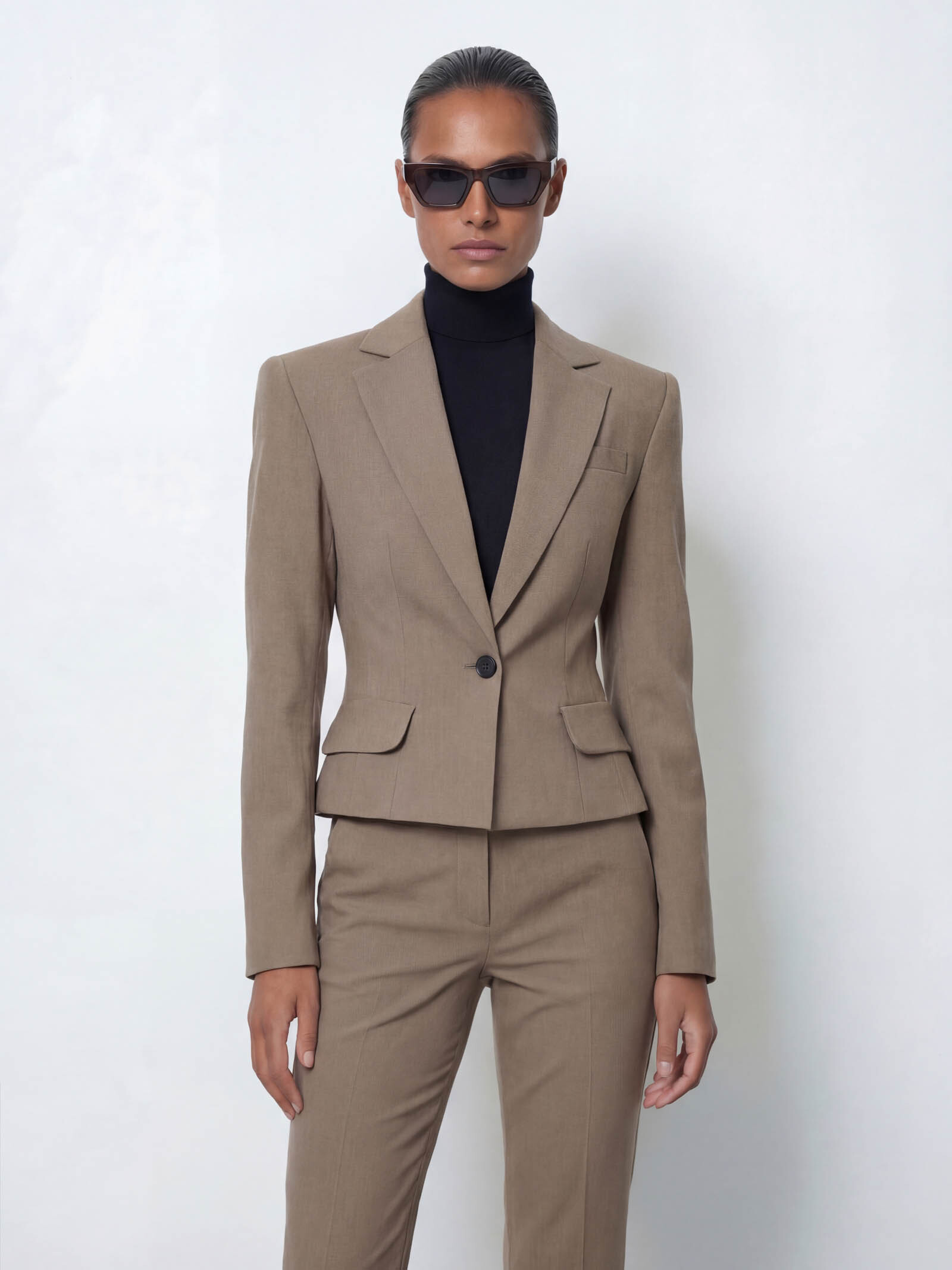 Картинка Жакет Magda, капучино от магазина