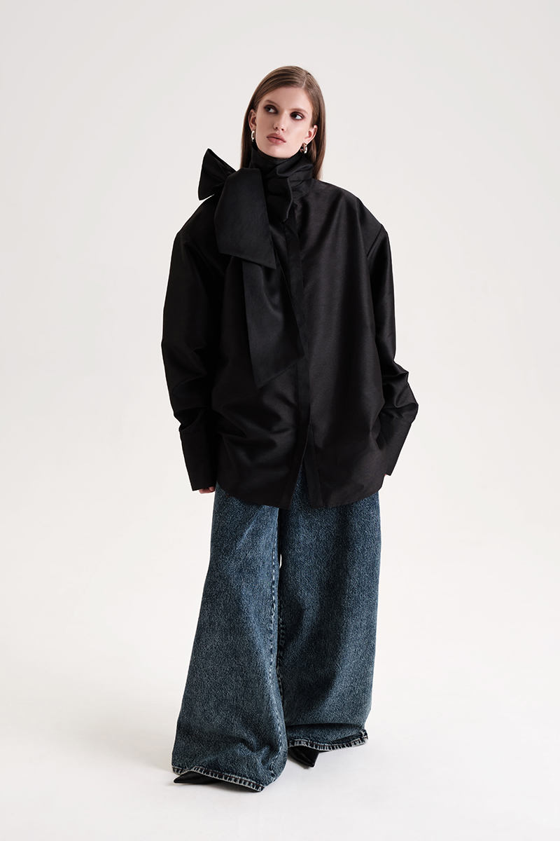 Картинка Рубашка Grand Cru с бантом черного цвета от магазина