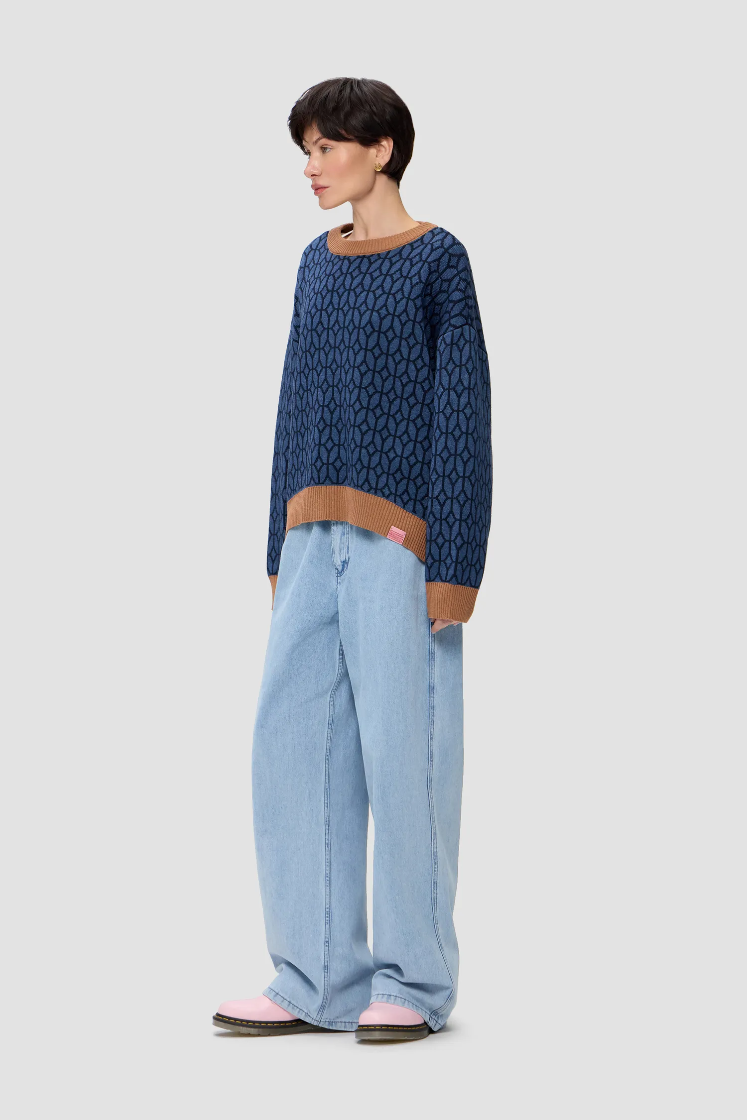 Картинка Свитер SWEATER PATTERN BROWN/BLUE от магазина